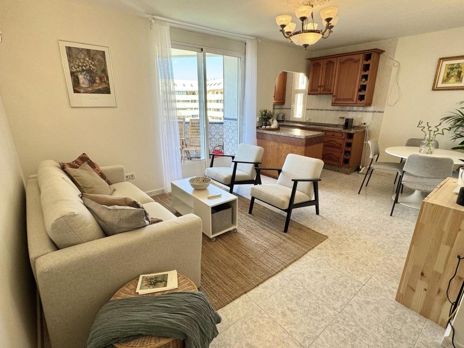 Beachfront Apartment With Terrace And Seaviews Fuengirola Dış mekan fotoğraf