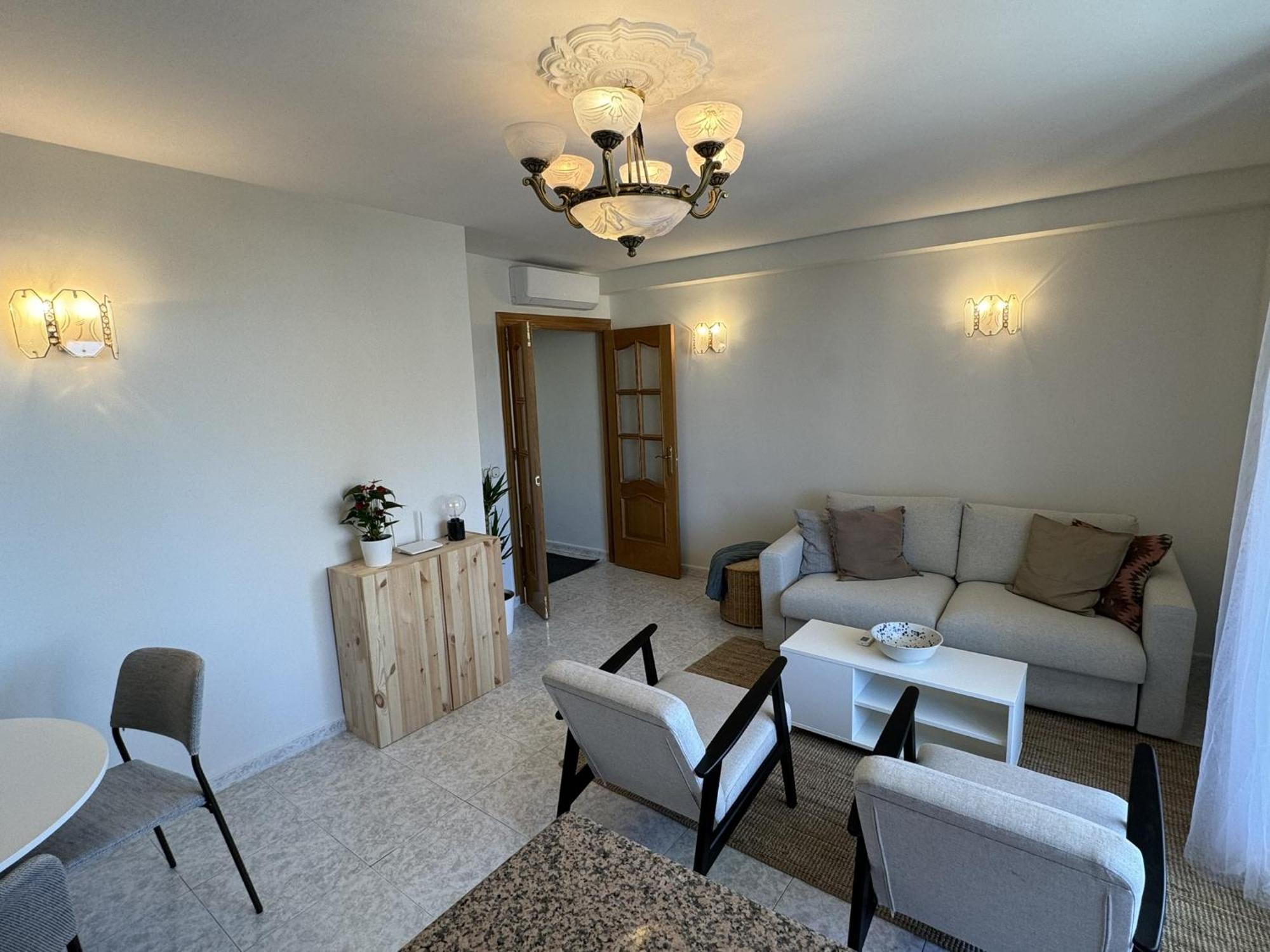 Beachfront Apartment With Terrace And Seaviews Fuengirola Dış mekan fotoğraf